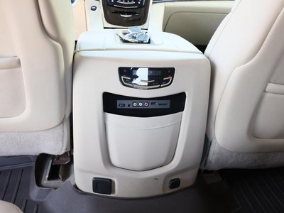 صورة مصغرة 15 لـ 2015 Cadillac ESCALADE