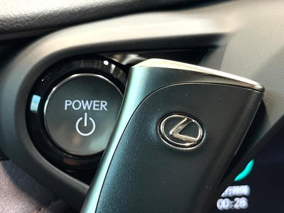 2024 Lexus LBX 缩略图 30