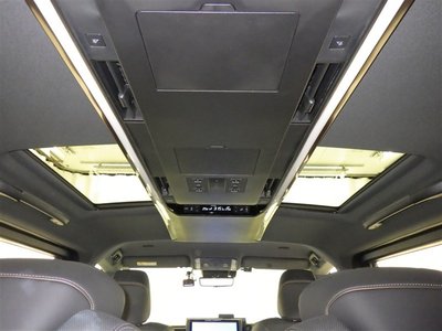 صورة 31 لـ 2024 Toyota ALPHARD