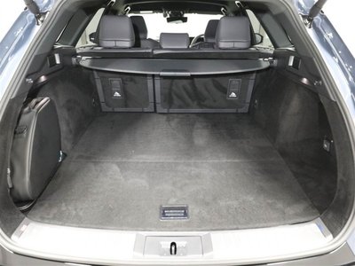 صورة 21 لـ 2025 Toyota CROWN ESTATE