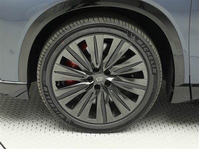 صورة 30 لـ 2025 Toyota CROWN ESTATE