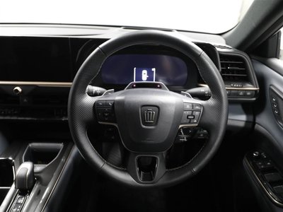 صورة 24 لـ 2025 Toyota CROWN ESTATE