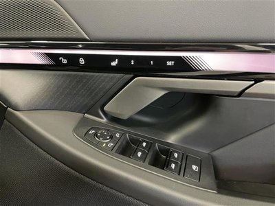 2025 BMW 5 SERIES TOURING thumbnail 19