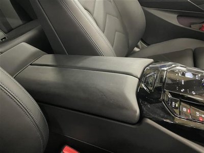 2025 BMW 5 SERIES TOURING thumbnail 30