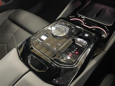 2025 BMW 5 SERIES TOURING 照片 16