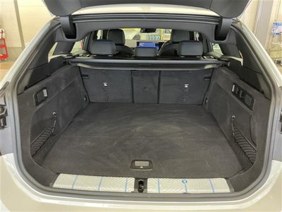 2025 BMW 5 SERIES TOURING thumbnail 33