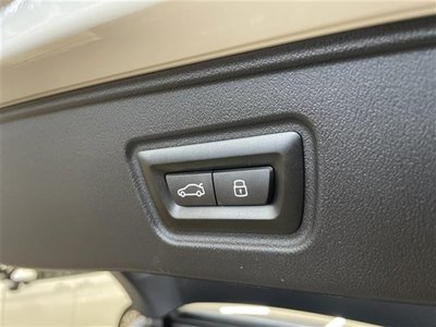 2025 BMW 5 SERIES TOURING thumbnail 20