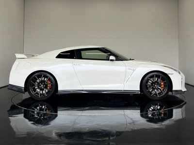 صورة 5 لـ 2017 Nissan GT-R
