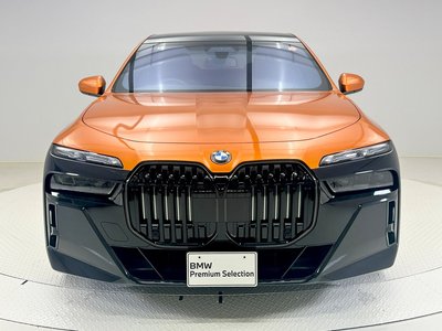 2024 BMW 7 SERIES photo 3