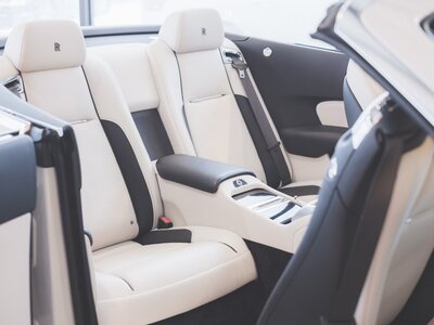2016 ROLLS-ROYCE DAWN 照片 10