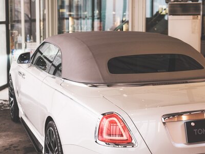 2016 ROLLS-ROYCE DAWN 照片 32