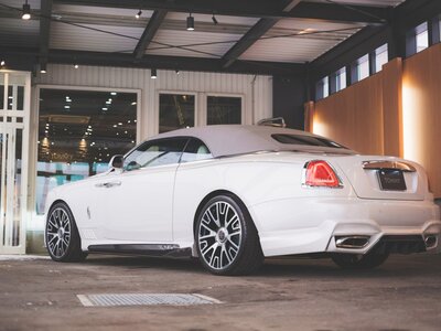 2016 ROLLS-ROYCE DAWN 照片 23