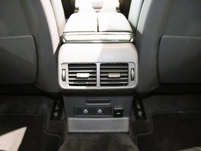 2025 LAND Rover RANGE ROVER VELAR thumbnail 26
