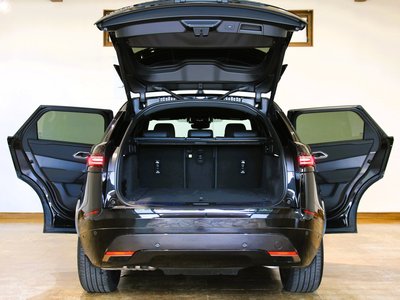 2025 LAND Rover RANGE ROVER VELAR photo 10