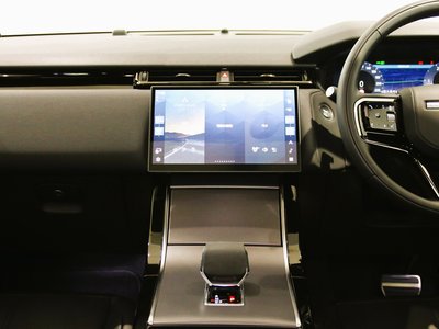 2025 LAND Rover RANGE ROVER VELAR thumbnail 46