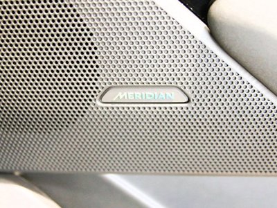 2025 LAND Rover RANGE ROVER VELAR thumbnail 18