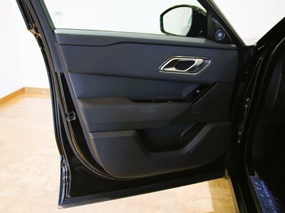2025 LAND Rover RANGE ROVER VELAR thumbnail 21