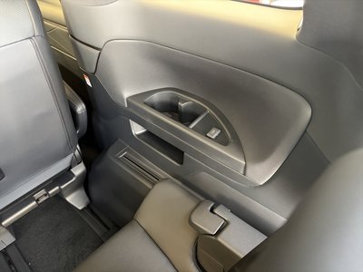 صورة مصغرة 38 لـ 2026 Toyota ALPHARD