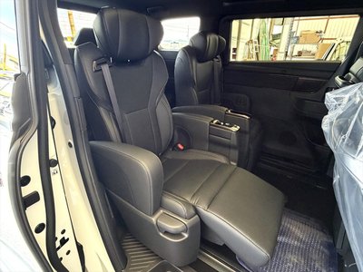 صورة مصغرة 32 لـ 2026 Toyota ALPHARD