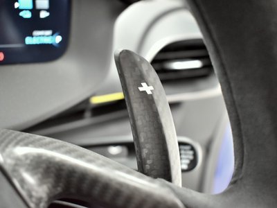 صورة 35 لـ 2025 Mclaren ARTURA