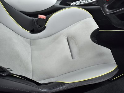 صورة 27 لـ 2025 Mclaren ARTURA