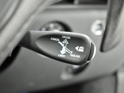 صورة 37 لـ 2025 Mclaren ARTURA