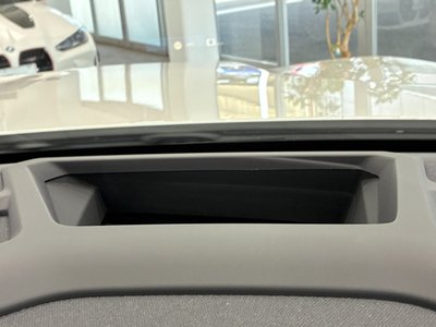 2024 BMW XM thumbnail 36
