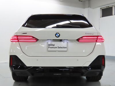2025 BMW 5 SERIES TOURING 照片 10
