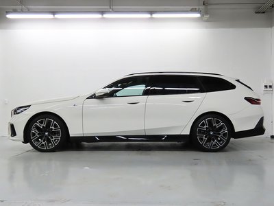 2025 BMW 5 SERIES TOURING 照片 7