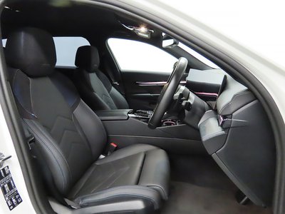 2025 BMW 5 SERIES TOURING 照片 4