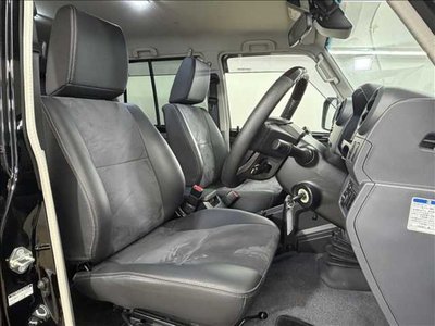 2024 Toyota LAND CRUISER 70 photo 11