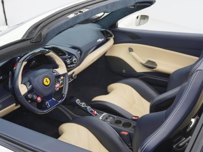 2017 Ferrari 488 SPIDER 照片 53