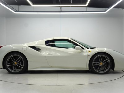 2017 Ferrari 488 SPIDER — фото 12