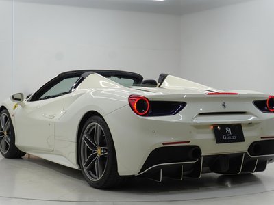 2017 Ferrari 488 SPIDER — фото 7
