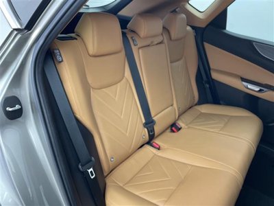 2023 Lexus NX thumbnail 33