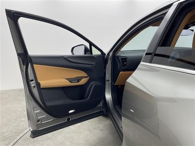 2023 Lexus NX thumbnail 40