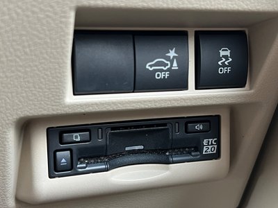 2026 Toyota LAND CRUISER 300 thumbnail 69