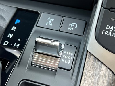 2026 Toyota LAND CRUISER 300 thumbnail 62