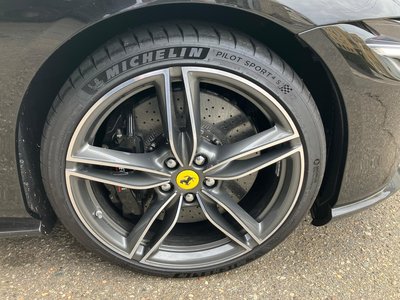 2024 Ferrari ROMA SPIDER — фото 8
