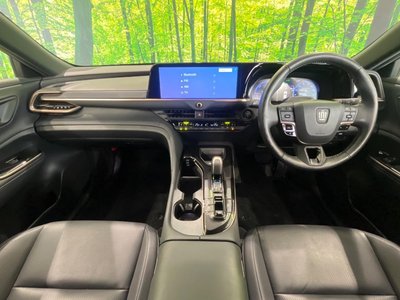 2024 Toyota CROWN SPORT photo 2