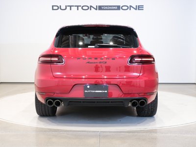 2018 Porsche MACAN photo 9