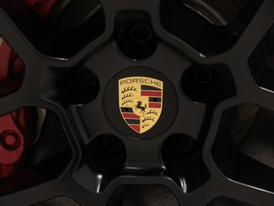 2018 Porsche MACAN thumbnail 43