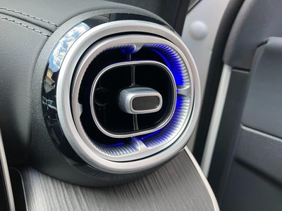 2025 Mercedes-BENZ GLC 缩略图 30