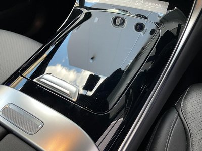 2025 Mercedes-BENZ GLC 缩略图 24