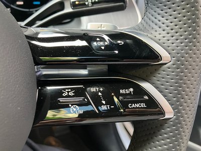 2025 Mercedes-BENZ GLC 缩略图 11