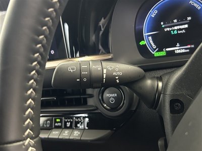 2025 Toyota CROWN ESTATE photo 10