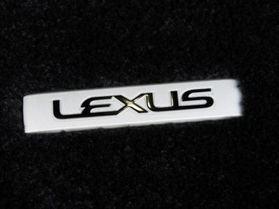 2025 Lexus ES thumbnail 31