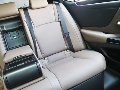 2025 Lexus ES thumbnail 60