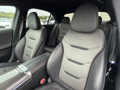 2025 Mercedes-BENZ C-CLASS AMG — фото 16