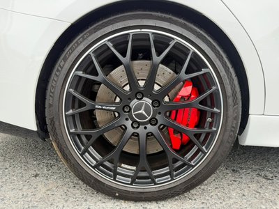 2025 Mercedes-BENZ C-CLASS AMG — фото 13